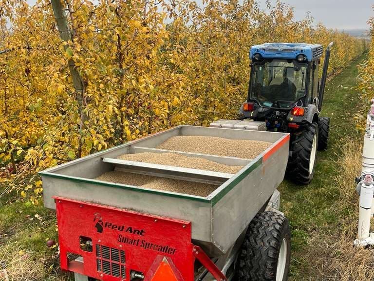 Red Ant auger spreader