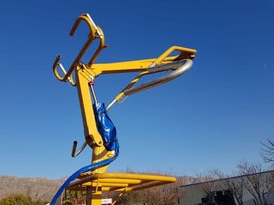 Red Ant Netwizz netting machine